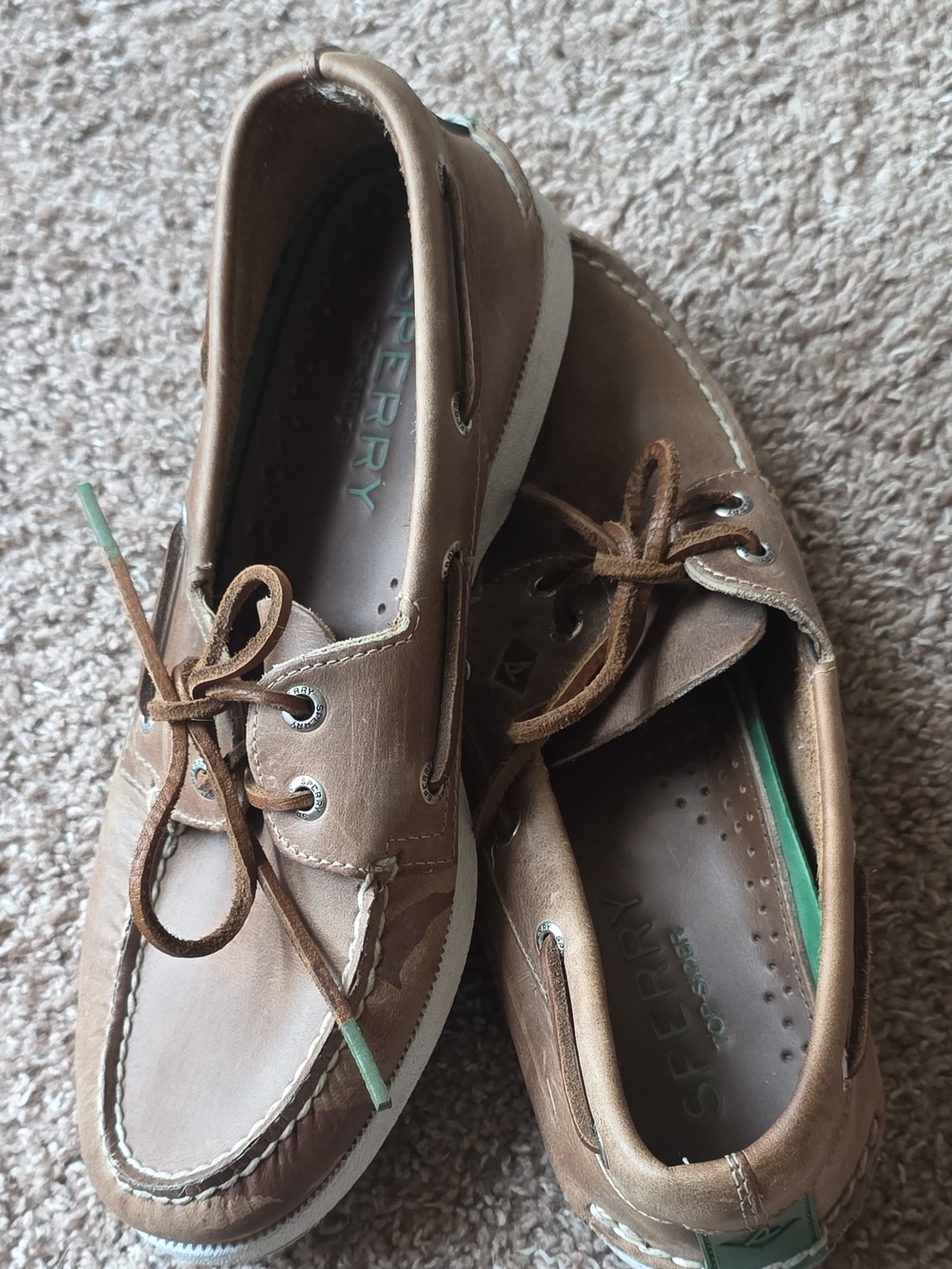 Sperry Tan/Brown Leather Classic 2-Eye Boat Shoes